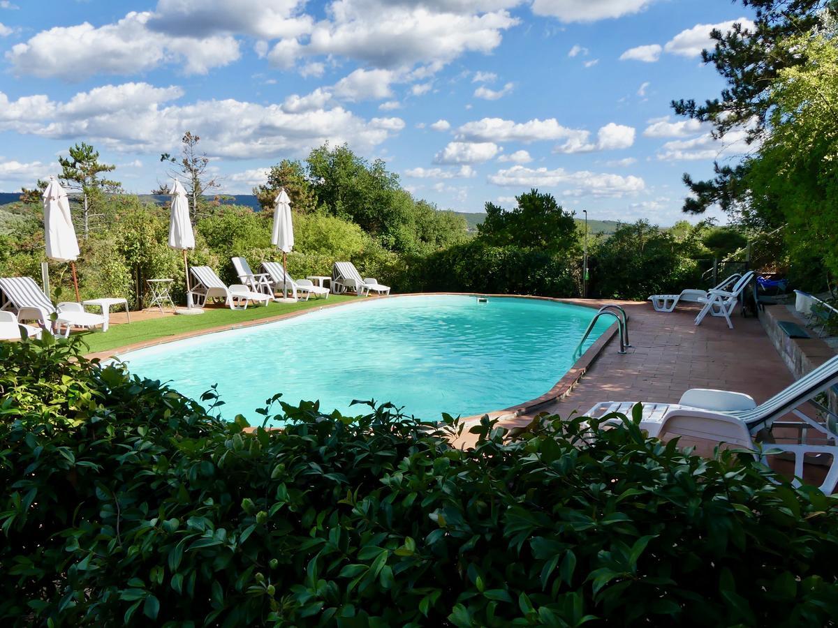 Due Piani Villa Barberino Val d'Elsa Luaran gambar